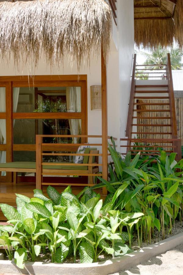 Las Palmas Villas And Casitas Siargao Хенерал Луна Екстериор снимка