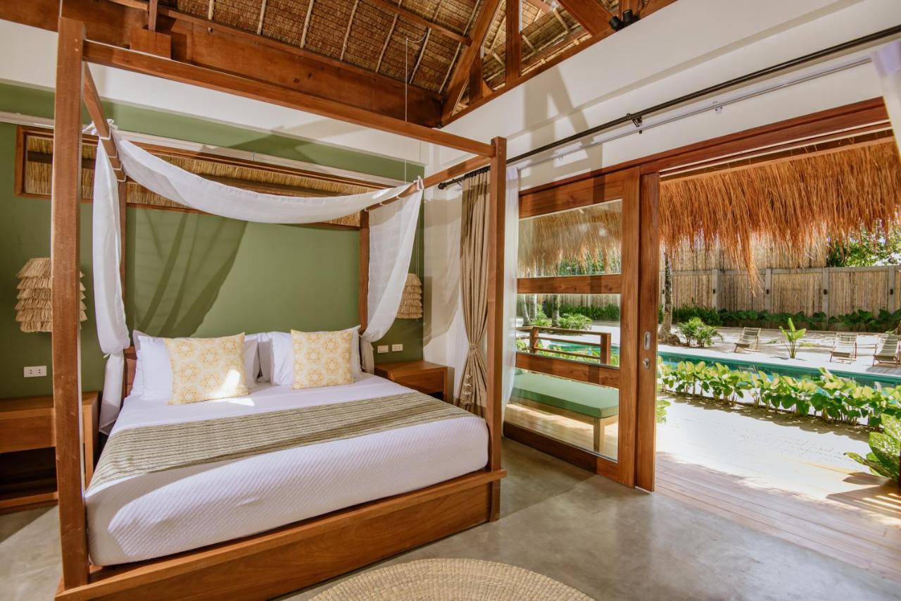 Las Palmas Villas And Casitas Siargao Хенерал Луна Екстериор снимка