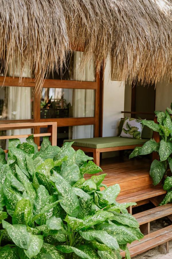 Las Palmas Villas And Casitas Siargao Хенерал Луна Екстериор снимка