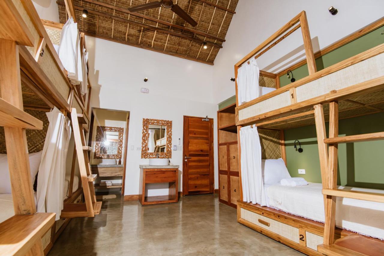 Las Palmas Villas And Casitas Siargao Хенерал Луна Екстериор снимка
