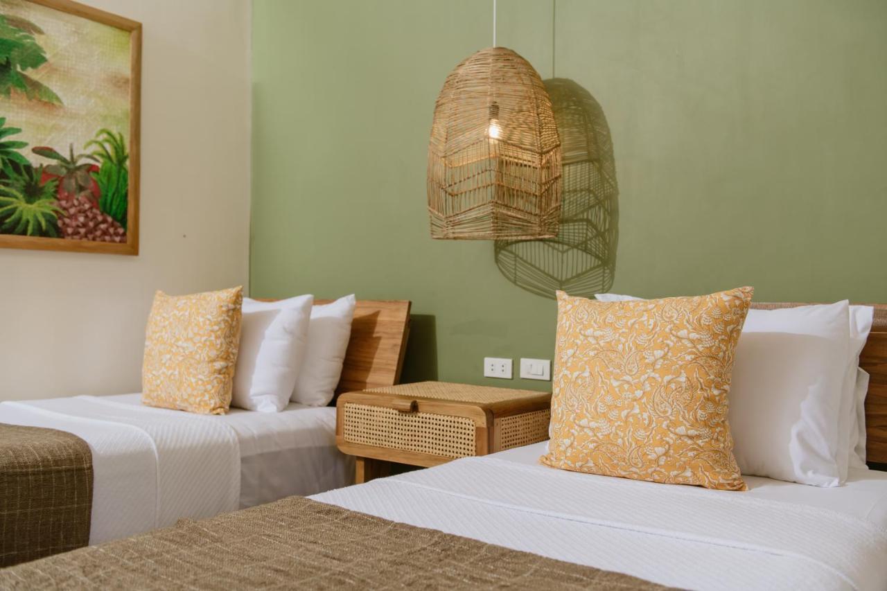 Las Palmas Villas And Casitas Siargao Хенерал Луна Екстериор снимка