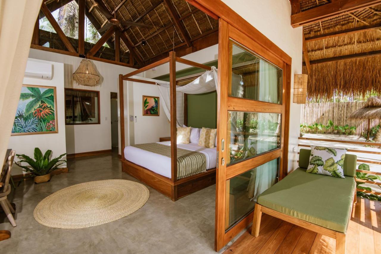 Las Palmas Villas And Casitas Siargao Хенерал Луна Екстериор снимка